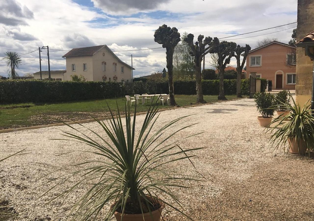 Le Logis De L'Epinette Libourne Exterior photo